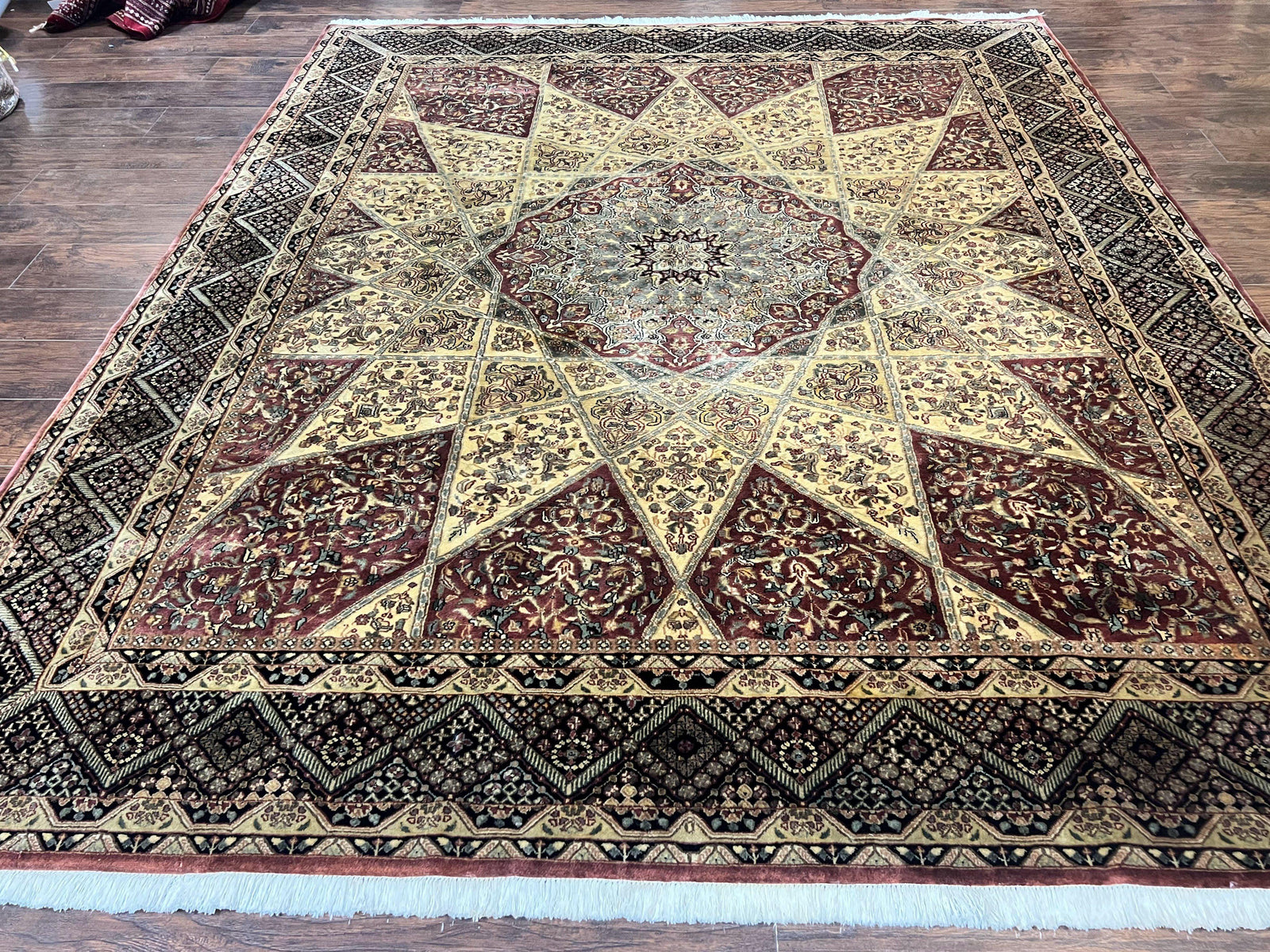 Indo Persian Rug 8x10, Dome Design, 210 KPSI, Handmade Vintage Wool Rug