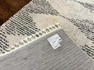 Shag Rug 5x8, Off White and Black Modern Contemporary Shag Area Rug, Moroccan Style Rug 5 x 8 ft, Medium Sized Rug, nuLoom Rug