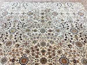 Wonderful Turkish Silk Rug 8x12, Handmade, Fine 320 KPSI