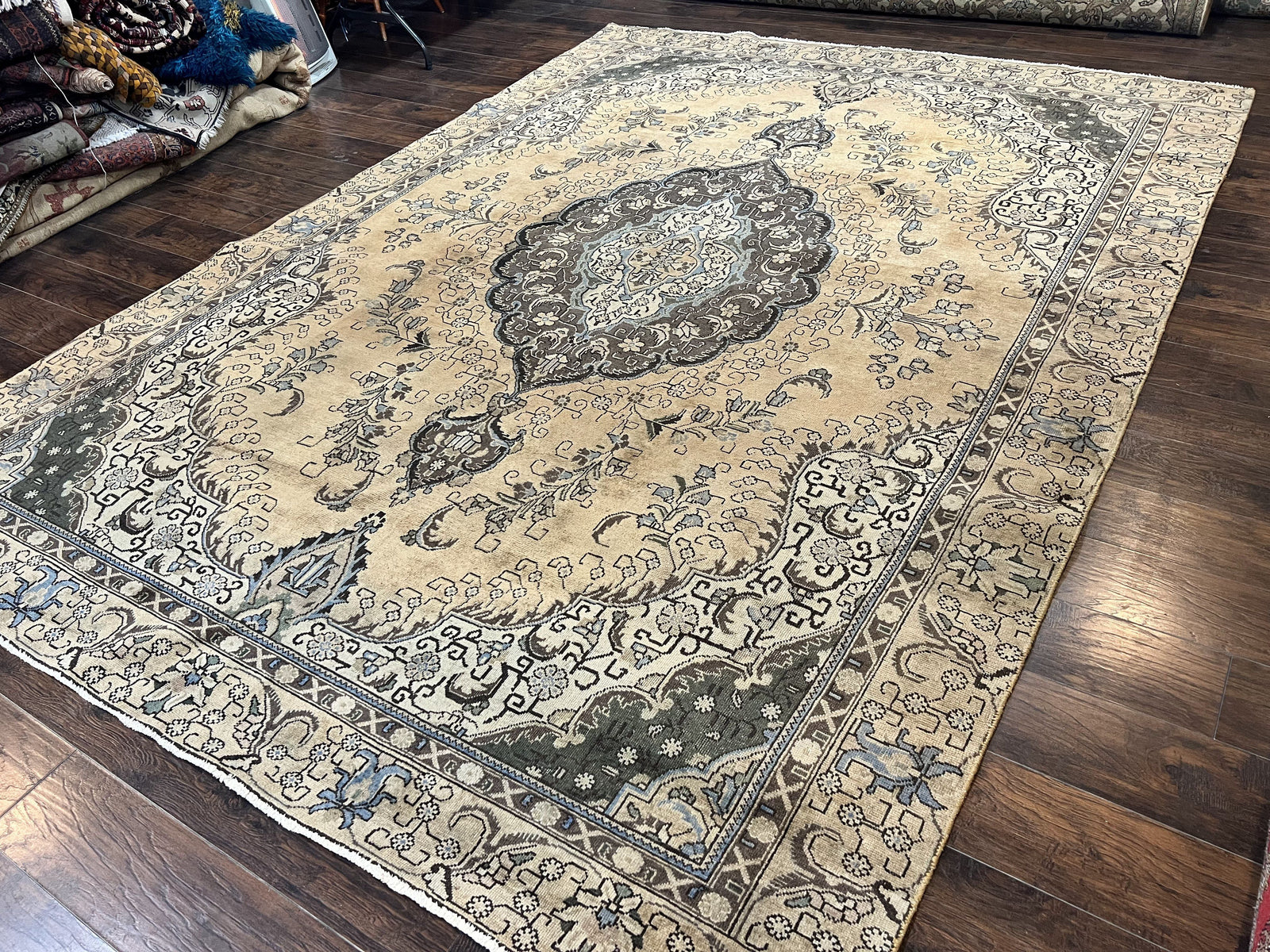 Antique Persian Tabriz Rug 9x12, Floral Medallion Rug, Hand-Knotted Wool Oriental Carpet, Room Sized Handmade Rug, 9 x 12 Vintage Farmhouse Rug