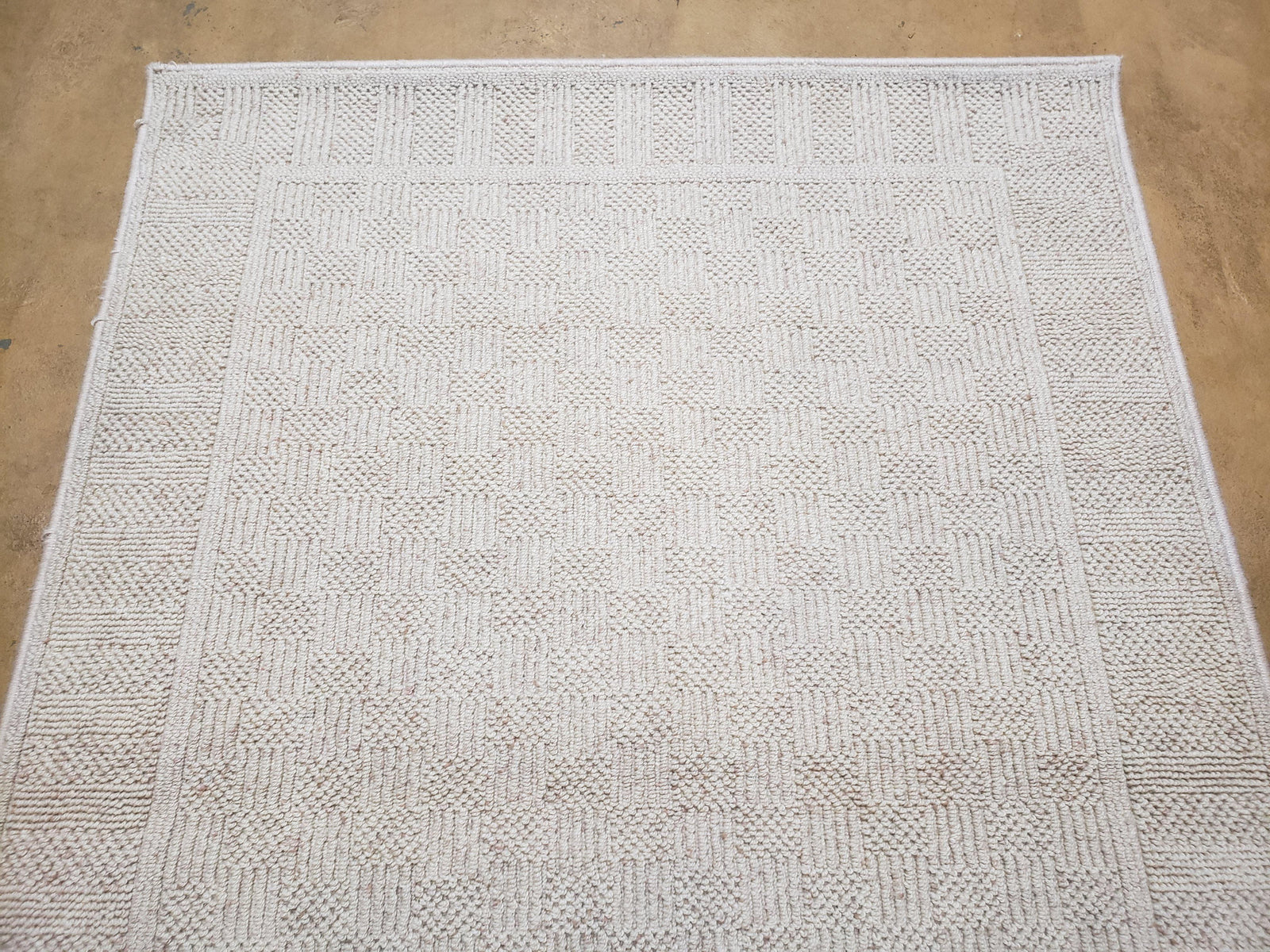3x5 Karastan Rug Chaumiere Collection, Kara-Loc, Design #291/9866, Creme Color, Textured Squares II Patern, 3'6" x 5' 3" Carpet