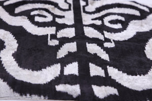 Handmade 16x16 Velvet Pillow – Black & White Ikat Medallion