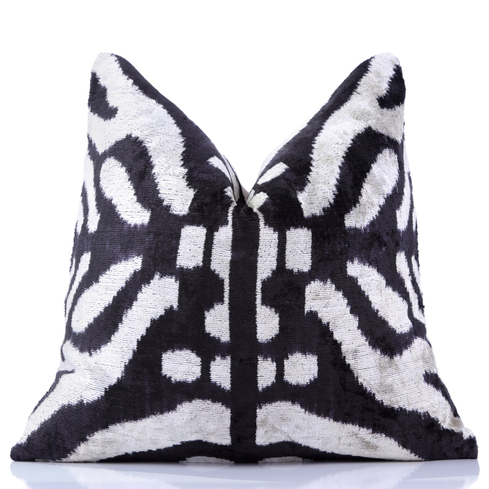Handmade 16x16 Velvet Pillow – Black & white Symmetry Pattern