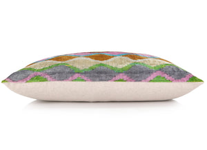 Handmade 16x16 Velvet Pillow – Multicolor Zigzag Ikat Pattern