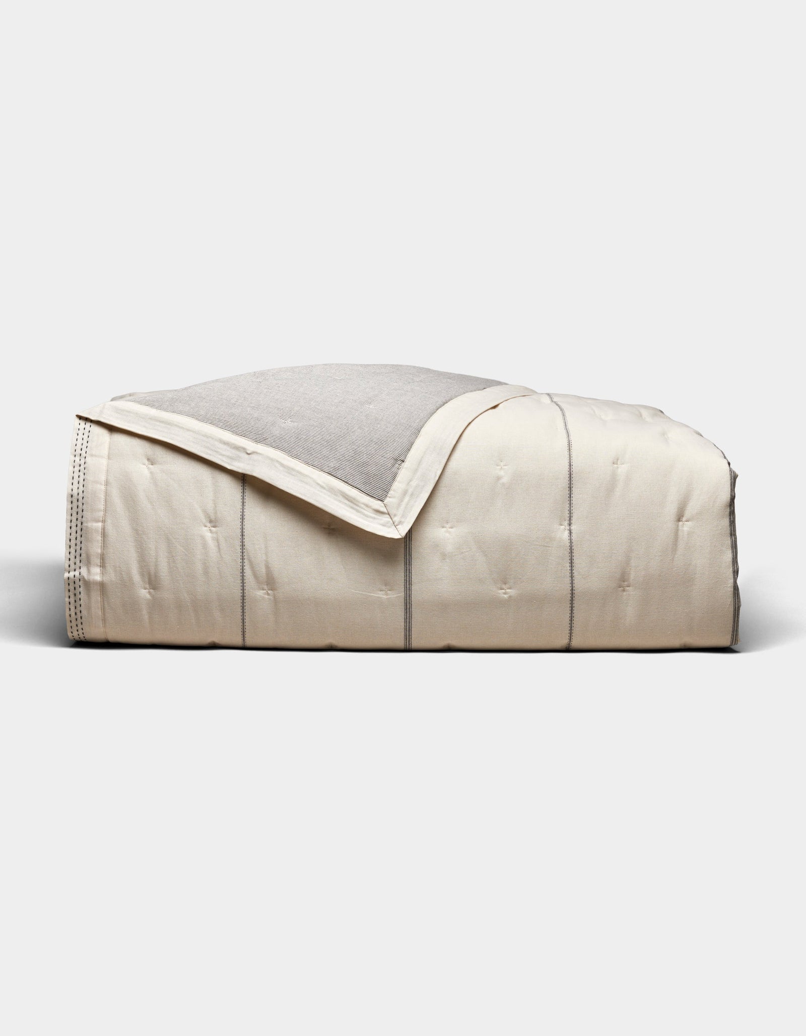 Baja Quilt - Coal Stripe/Striped Alabaster / Twin