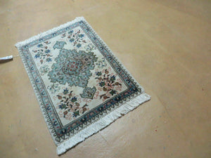 1' 9" X 2' 5" Handmade Indian Wool Rug Lahore Floral Design Small Oriental Rug Beige & Teal
