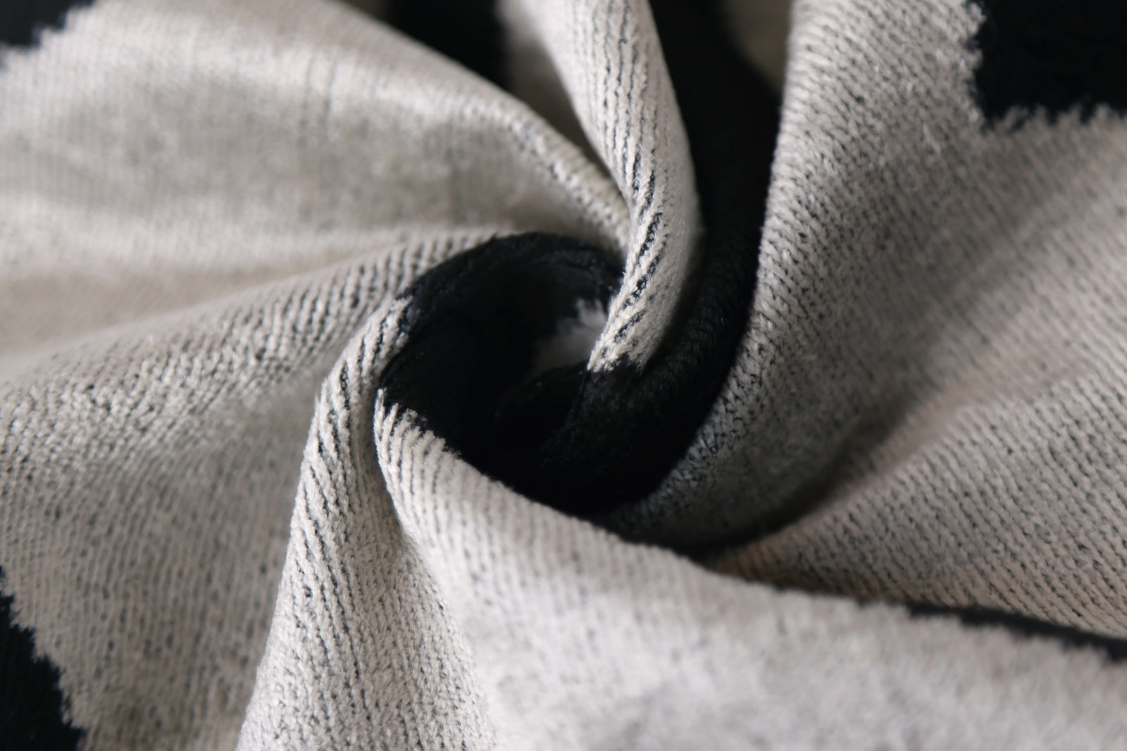 Chevron V Black & White Velvet Pillow – 16x16 Modern Handmade Throw Cushion