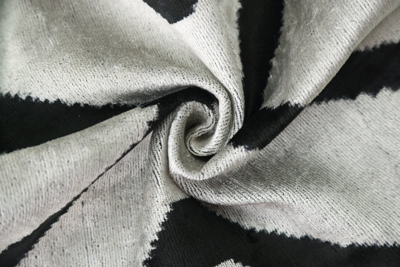 Modern Black & White Chevron Ikat Velvet Pillow – 16x16 Handmade Cushion