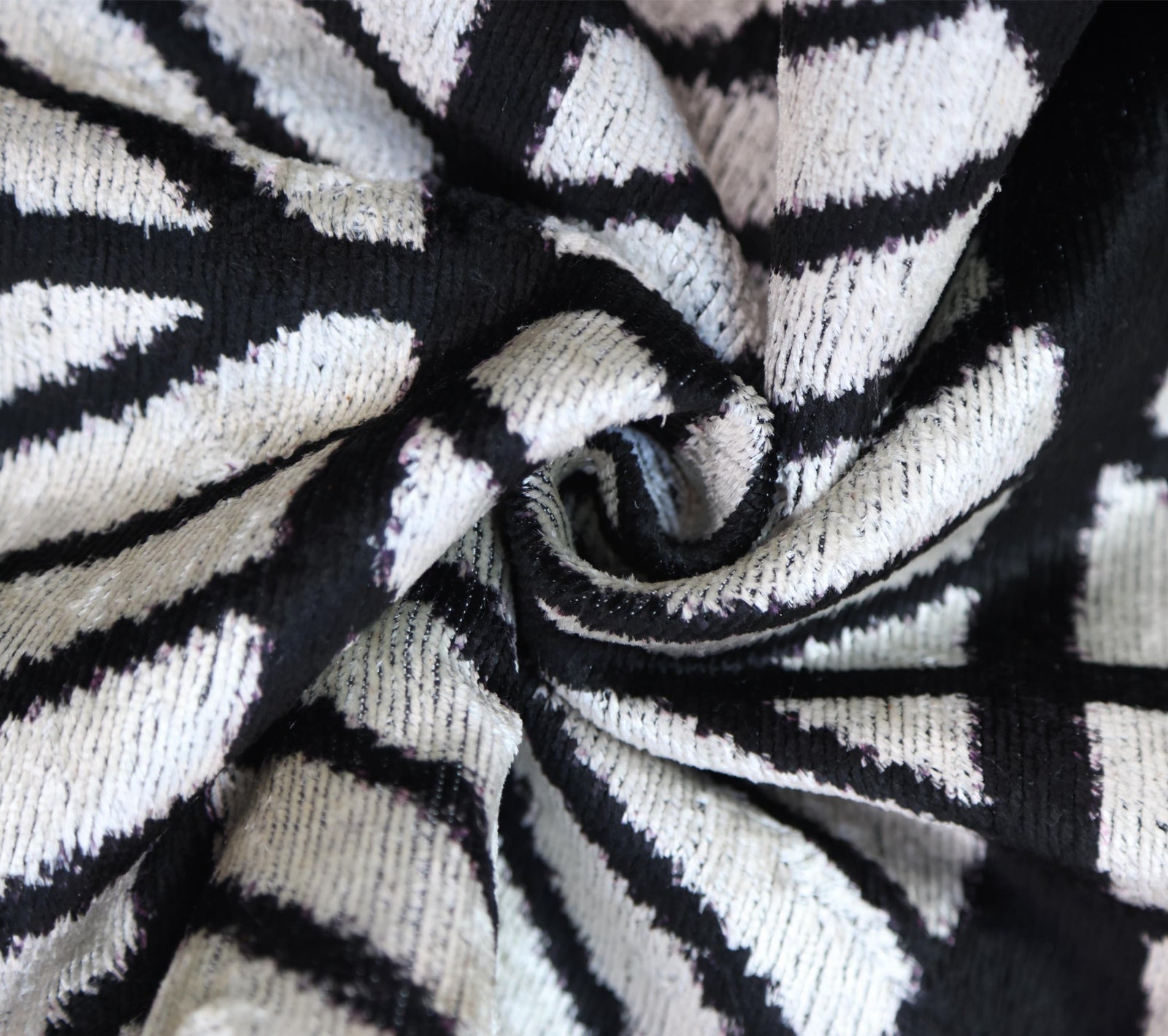 Luxury Black & White Silk Velvet Throw Pillow 16x24 – Handmade Geometric Designer Lumbar