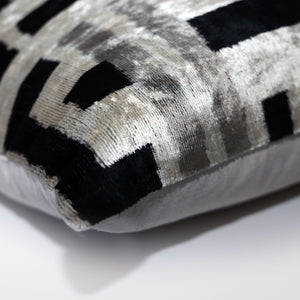 Hand-Knotted Geometric Maze Silk Velvet Pillow - 20x20 Black & Silver