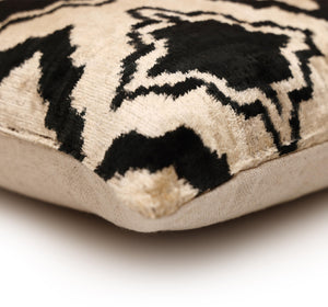 Hand-Knotted Geometric Lattice Silk Velvet Pillow - 20x20 Black & Cream