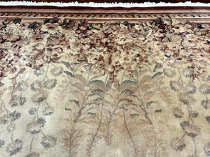 Aubusson Wool Rug 9x11, Wool with Silk Highlights, European Design, Vintage, Handmade, Floral, Fine 210 KPSI
