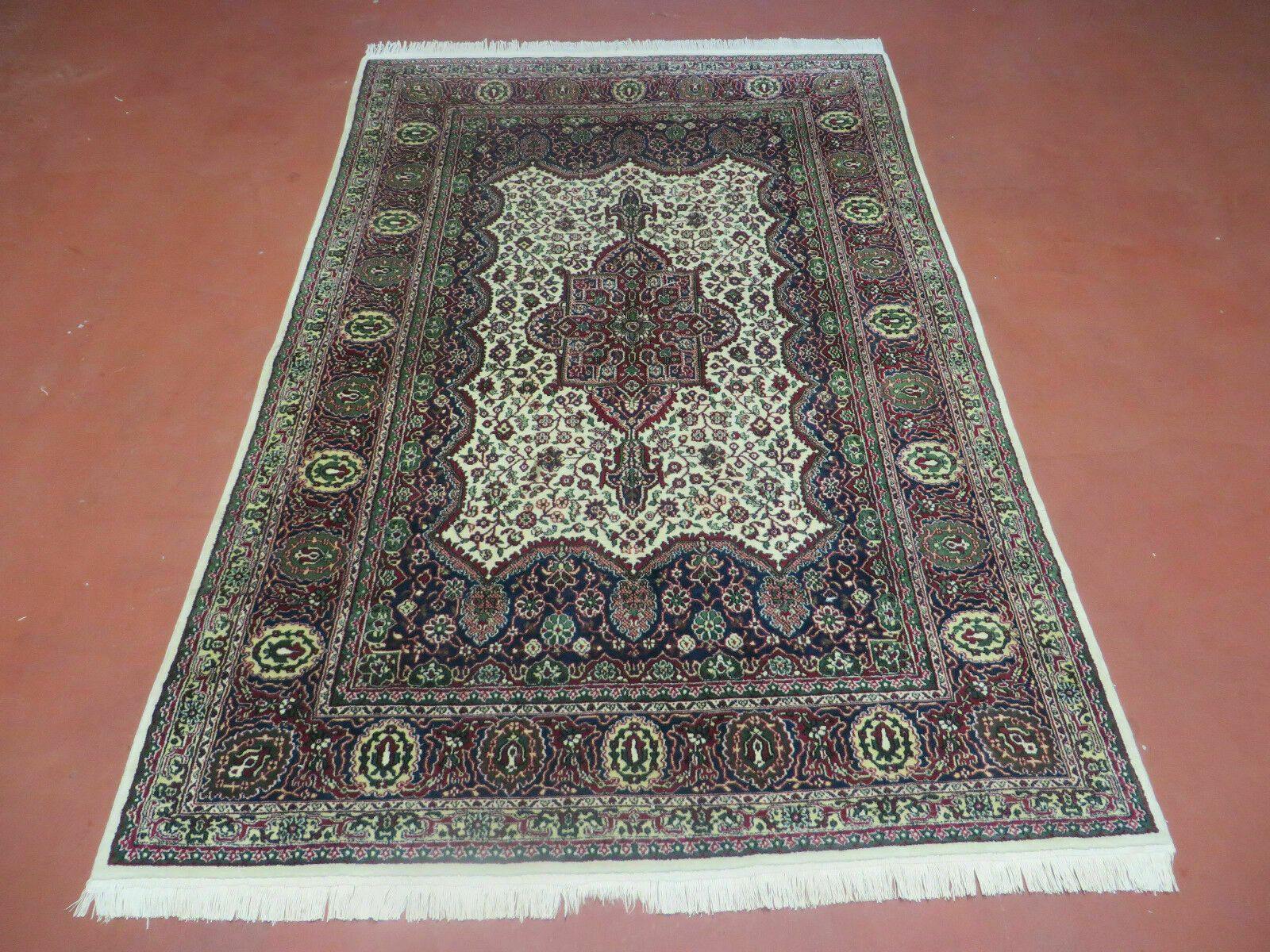 4' X 6' Vintage Fine Handmade Turkish Floral Oriental Wool Rug detailed Organic