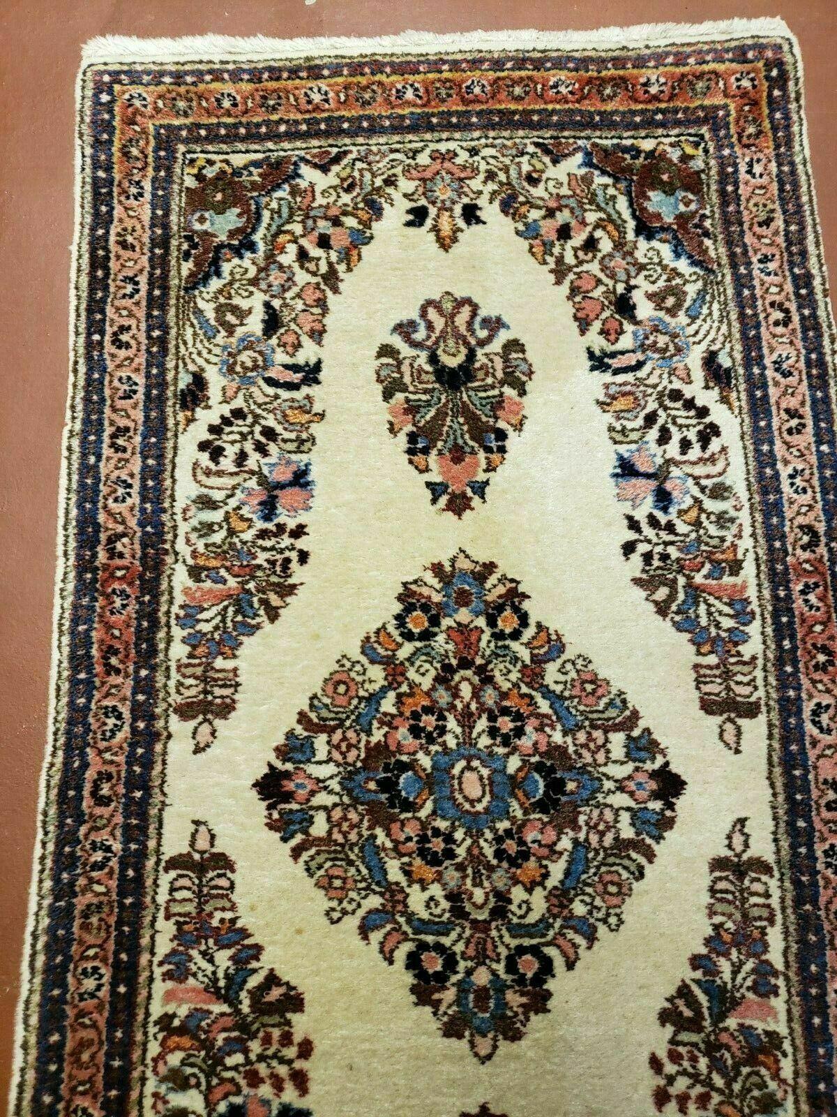 2' 7" X 4' Vintage Handmade Indian Medallion Wool Floral Beige Rug
