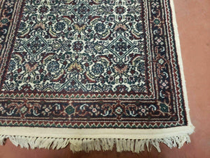 2' 9" X 20' Vintage Oriental India Floral Hand Made Wool Runner Rug Ivory Nice