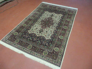 4' X 6' Vintage Fine Handmade Turkish Floral Oriental Wool Rug detailed Organic