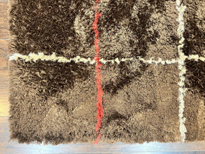 Shag Rug 6x8, Brown, Panel Design