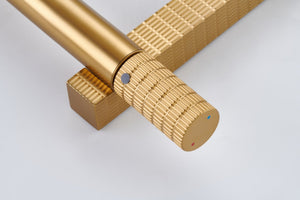 Brushed gold or Brushed Nickel or Matte Black Or Rose Gold single handle brass bathroom faucet with pop up drain