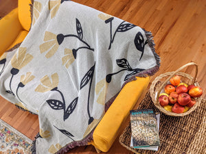 DaDa Bedding Yellow Fleur Botanical Sunshine Golden Floral Woven Tapestry Throw Blanket - 50” x 60” (18112)