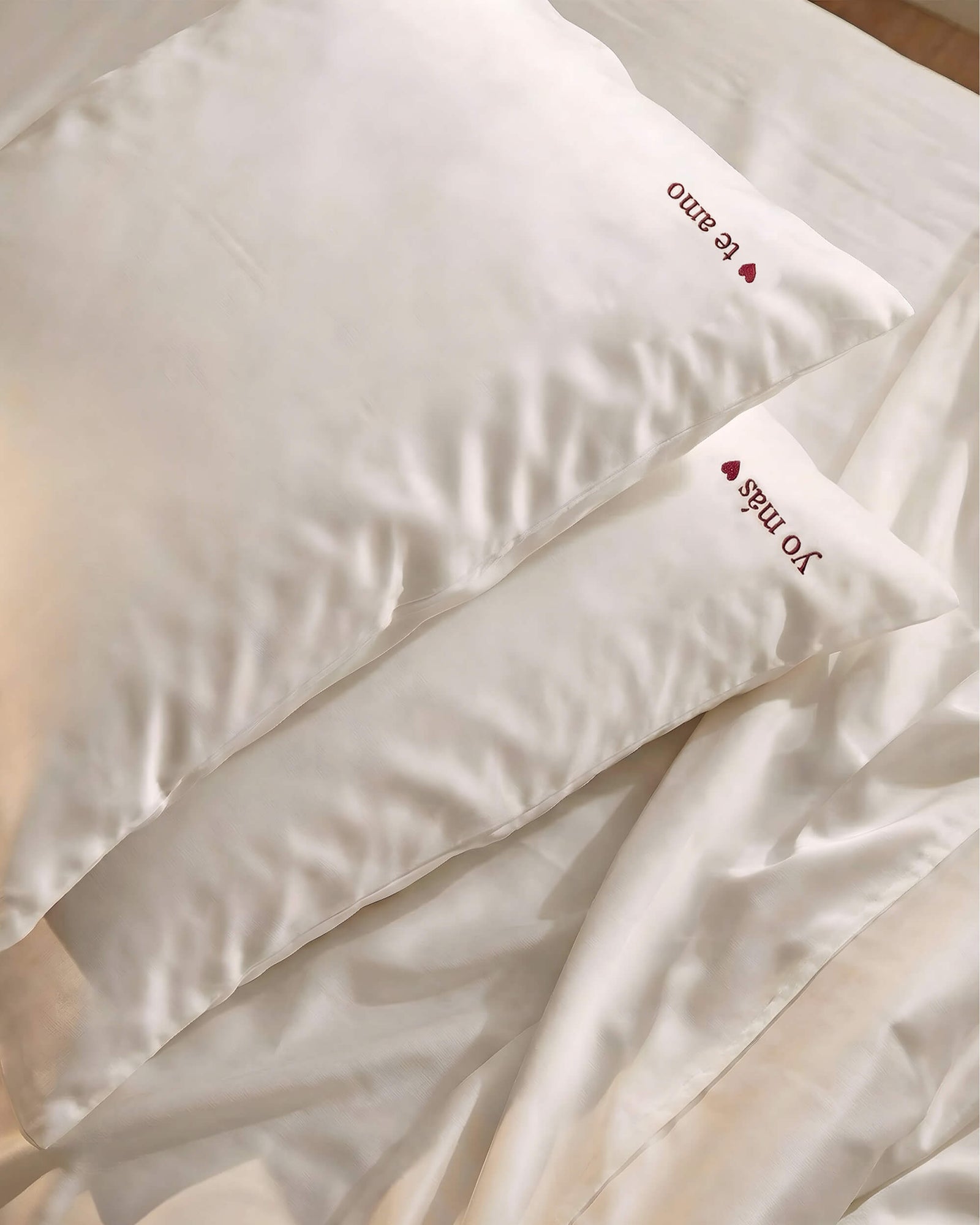 Te Amo Bamboo Viscose Pillowcase Set | Last Chance