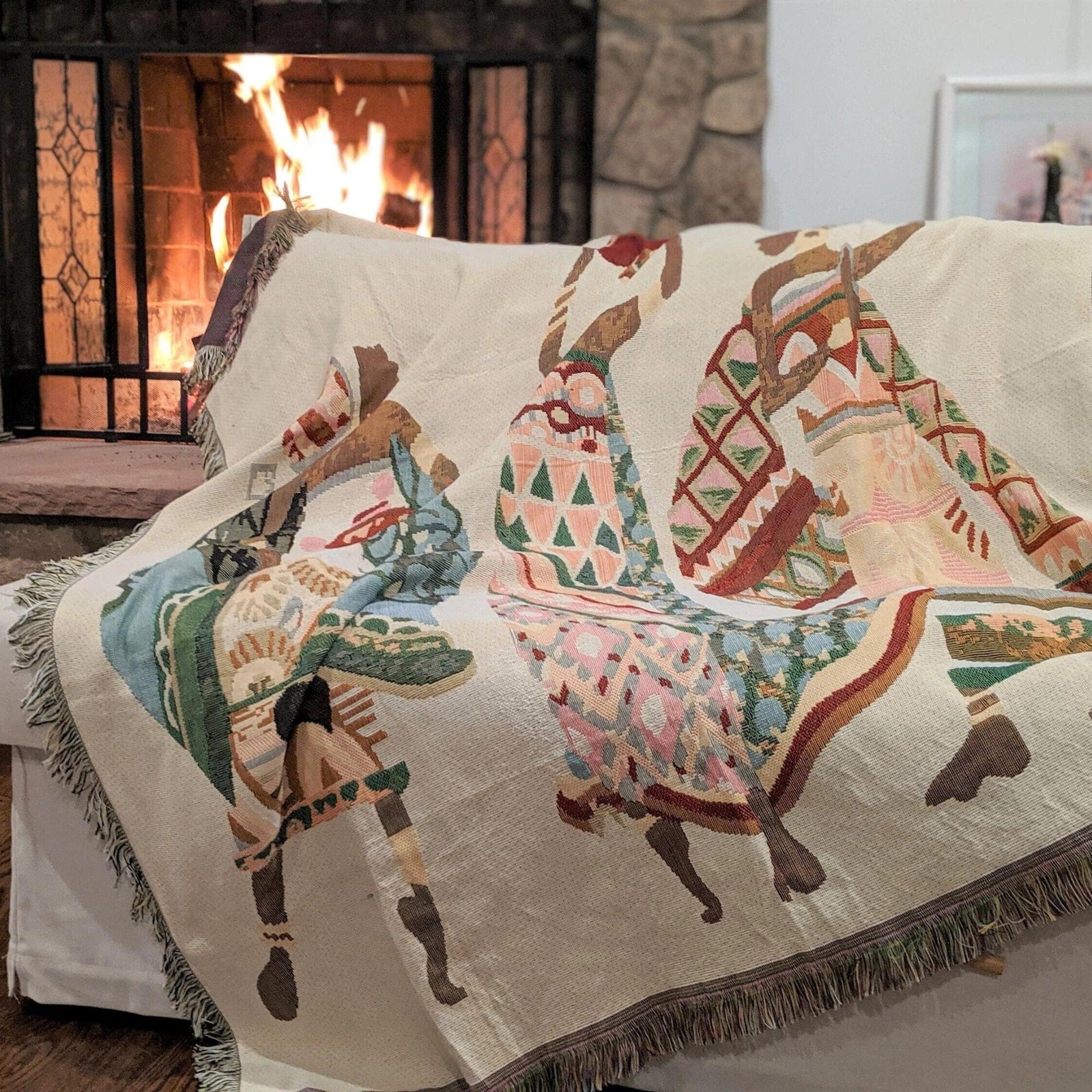 DaDa Bedding Elegant Tapestry Throw Blanket, Dancing Women African Dreams - 50” x 60” (7173)