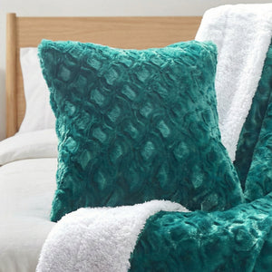 DaDa Bedding Jewel Tones Emerald Green Blue Luxury Faux Fur Throw Pillow Cover (171805)