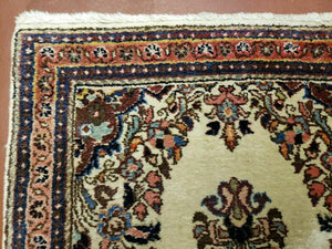 2' 7" X 4' Vintage Handmade Indian Medallion Wool Floral Beige Rug