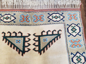 Vintage Turkish Rug 4x6, Beige Red Gray Carpet, Caucasian Design, Tribal Rug, Hand-Knotted, Boho Rug, Bohemian Home Decor