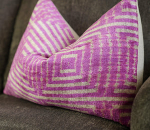 Canvello Decorative Pink Velvet Cushions | 16 x 24 in (40 x 60 cm)