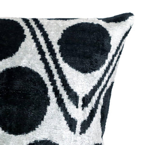 Canvello Handmade Black & White Velvet Throw Pillows - 20x20