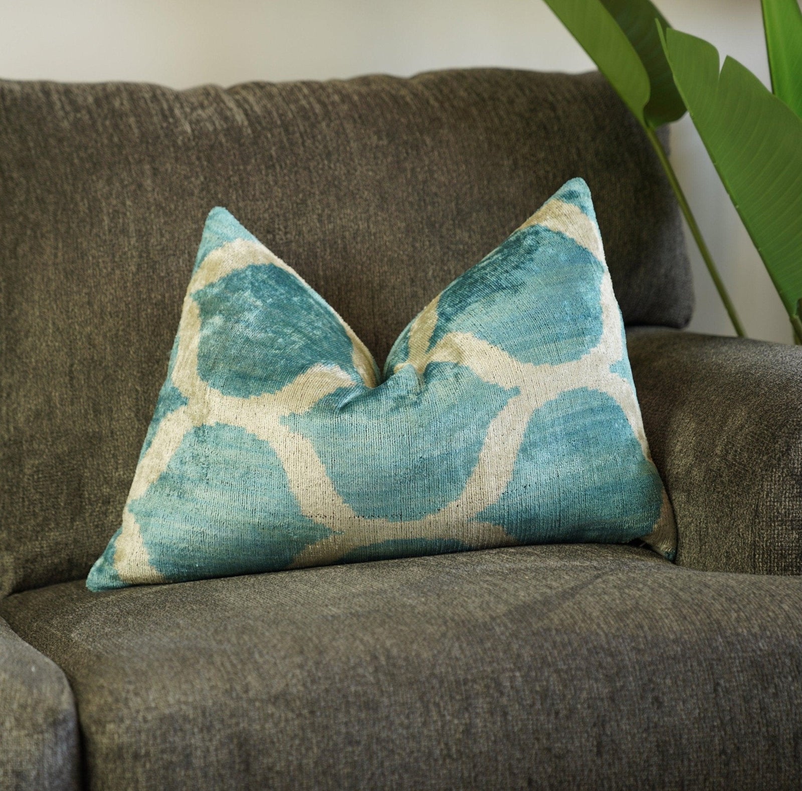 Canvello Handmade Blue Velvet Lumbar Pillow For Sofa - 16x24 in