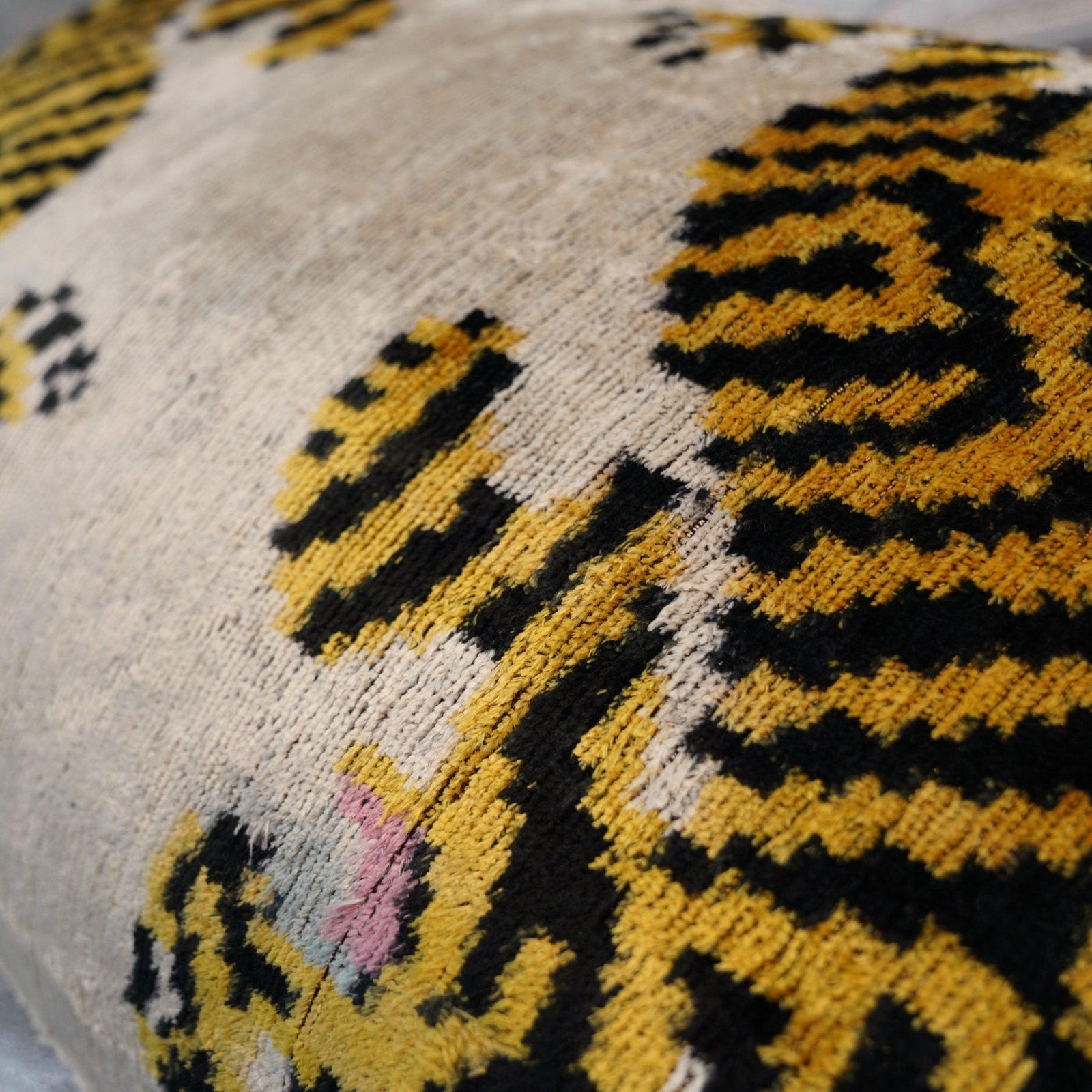 Canvello Handmade Designer Tiger Throw Pillow Down Filled - 16"X24"