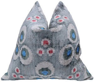 Canvello Handmade Gray Velvet Throw Pillow - 20x20