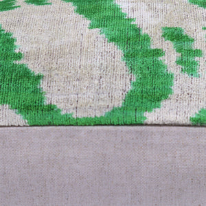 Canvello Handmade Green Velvet Throw Pillows - 16x24