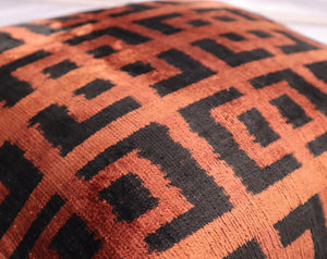 Canvello Handmade Luxury Brown Velvet Throw Pillow - 20x20