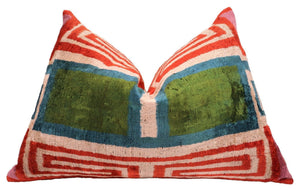 Canvello Handmade Luxury Green Pink Velvet Throw Pillows - 16"x24"