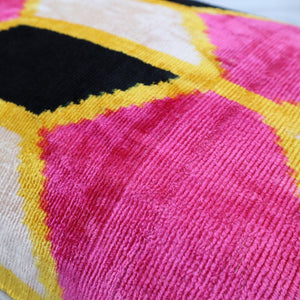 Canvello Handmade Pink Black Velvet Throw Pillow with Down Insert - 16x24
