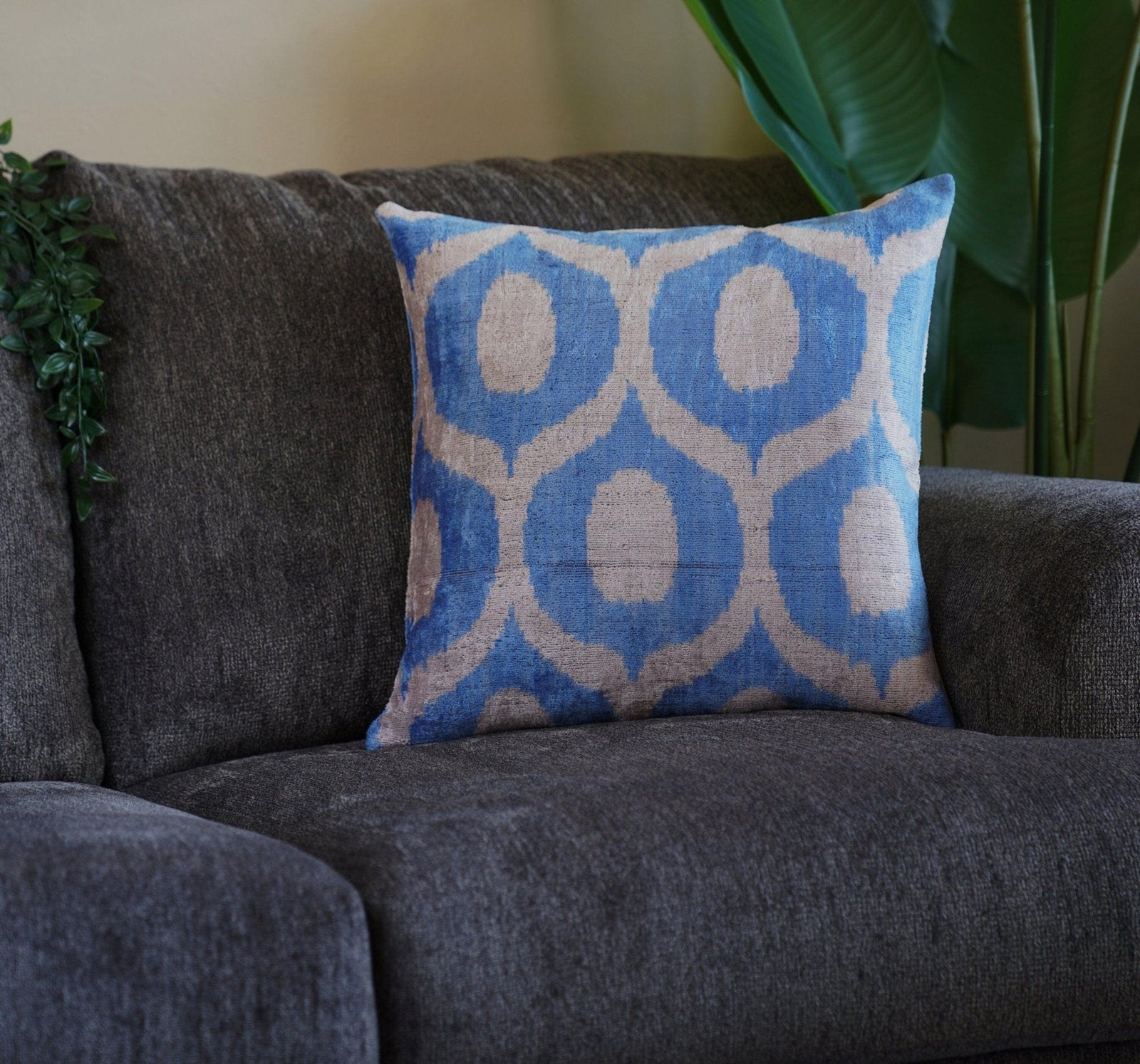 Canvello Handmade Throw Blue Pillows For Couch | 20 x 20 in (50 x 50 cm)