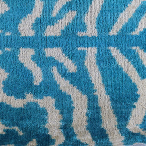 Canvello Handmade Tiger Print Blue Throw Pillows - 16X24 in