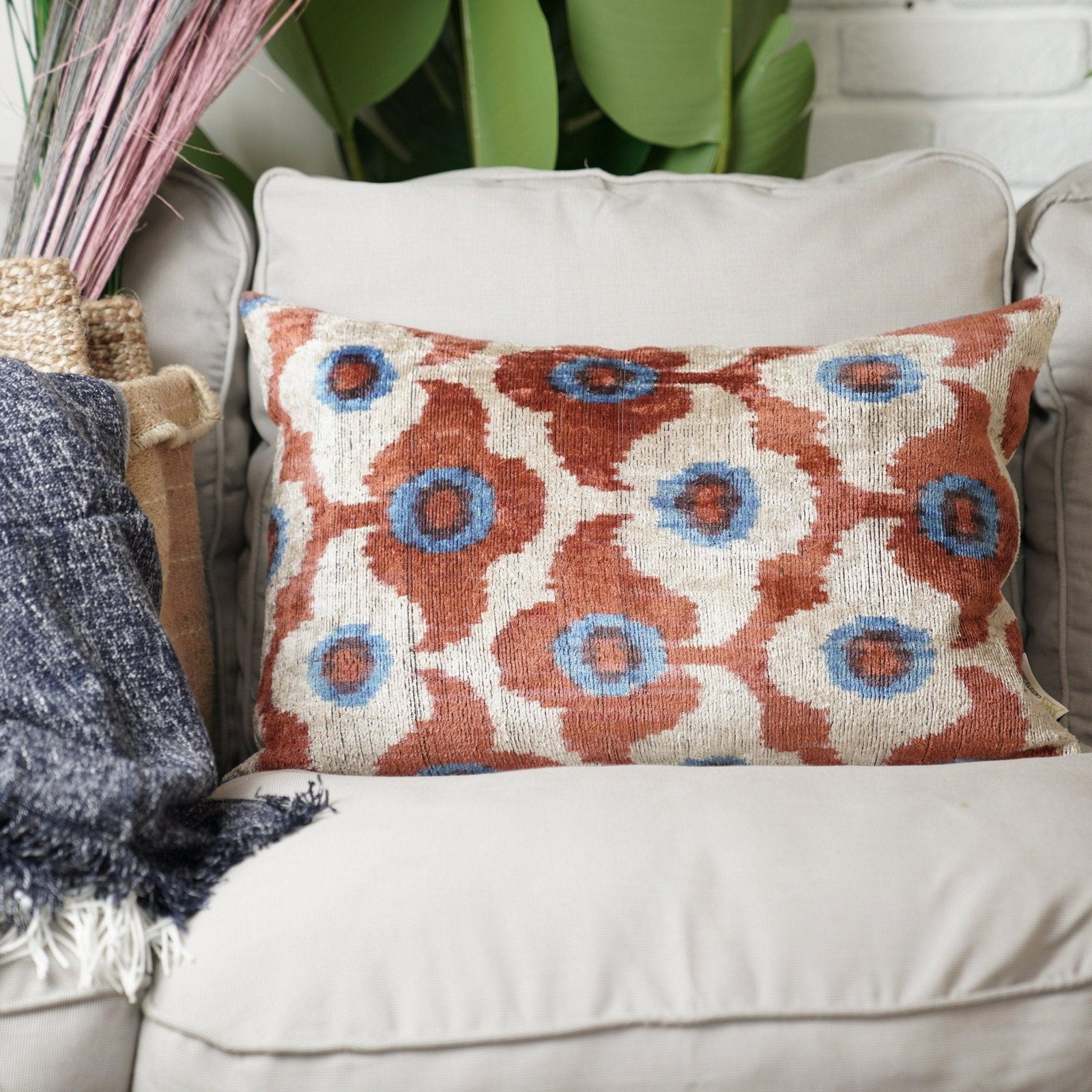 Canvello Handmade Velvet Throw Pillows - 16 x 24 in (40 x 60 cm)