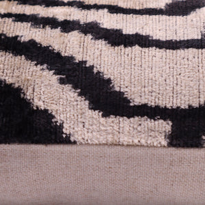 Canvello Luxury Black And Ivory Throw Pillows - 16x24