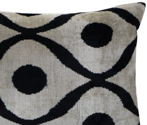 Canvello Luxury Decorative Black White Throw Pillow | 16 x 24 in (40 x 60 cm)