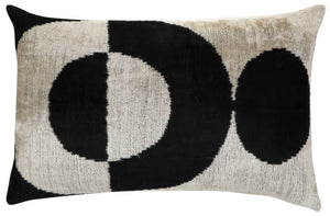 Canvello Luxury Decorative Black White Throw Pillow | 16 x 24 in (40 x 60 cm)