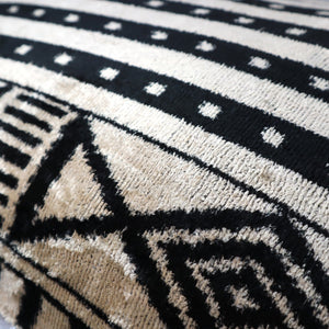 Canvello Luxury Decorative Black & White Throw Pillow | 16 x 24 in (40 x 60 cm)