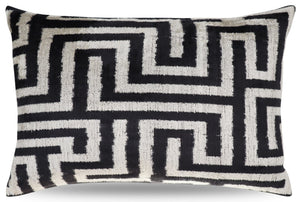 Canvello Luxury Decorative Black White Throw Pillow | 16 x 24 in (40 x 60 cm)