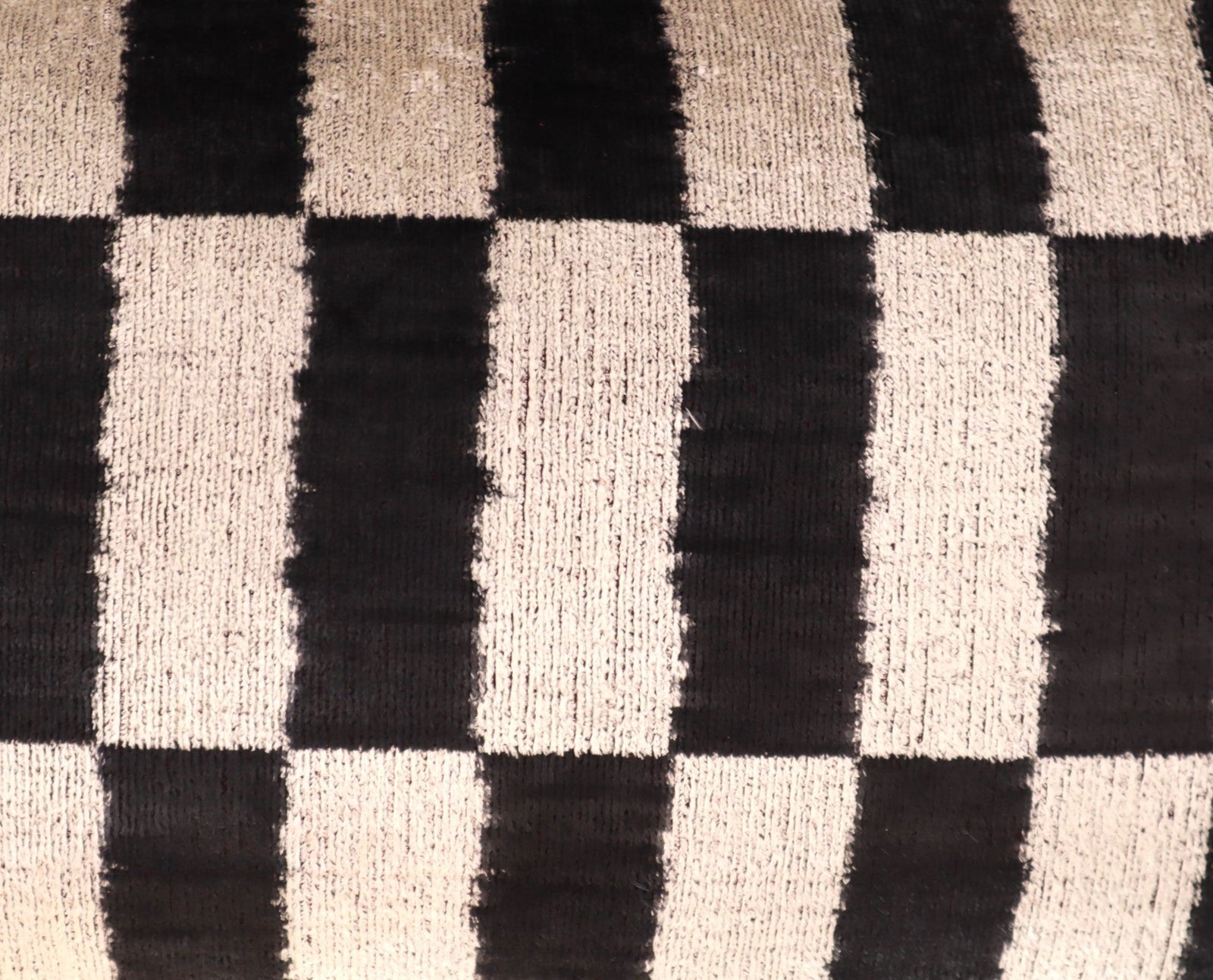Canvello Luxury Decorative Black & White Throw Pillow | 16 x 24 in (40 x 60 cm)