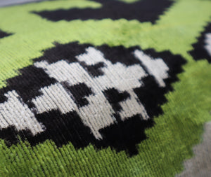 Canvello Luxury Decorative Green Black Throw Pillow | 16 x 24 in (40 x 60 cm)