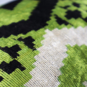 Canvello Luxury Decorative Green Black Throw Pillow | 16 x 24 in (40 x 60 cm)
