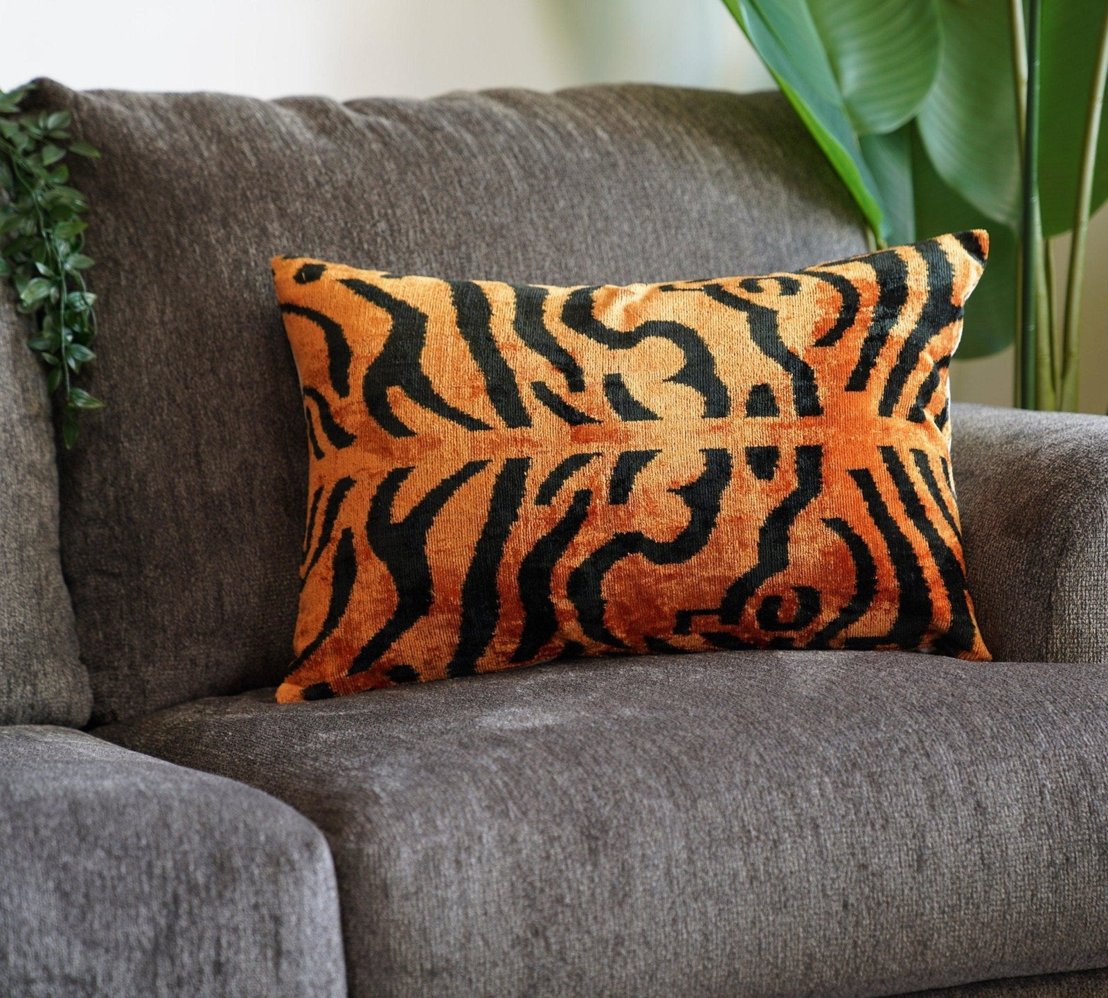 Canvello Tiger-Print Decorative Throw Pillows Sets | 16x24 in | Set of 3