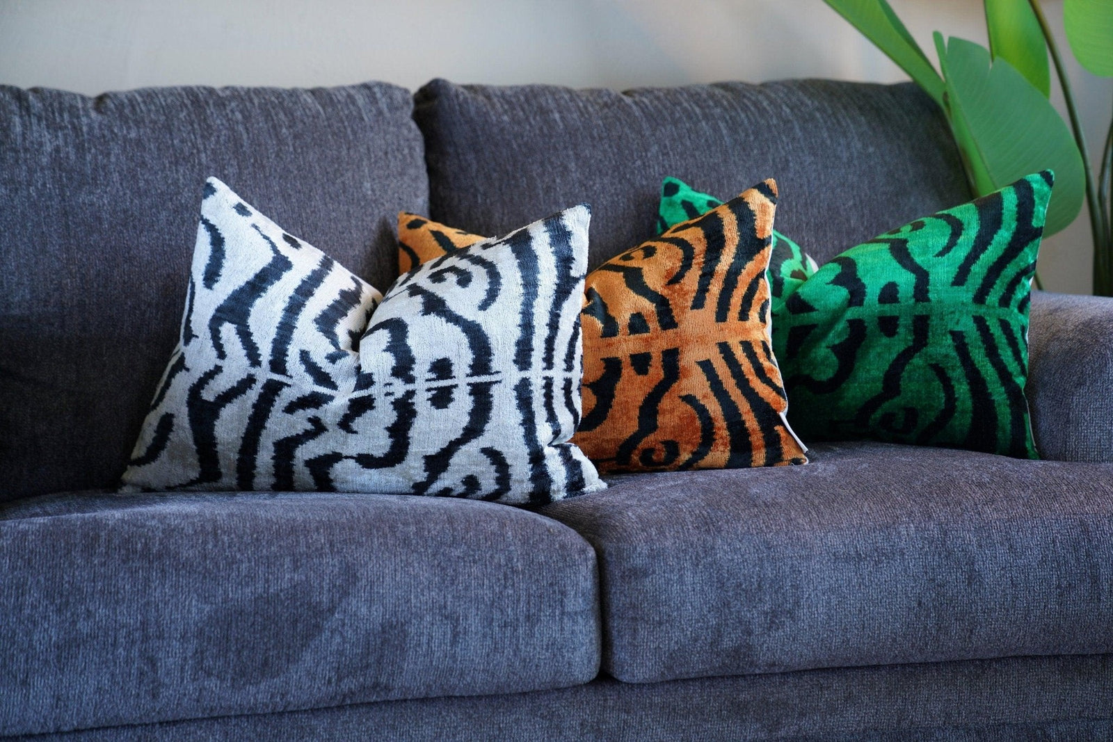 Canvello Tiger-Print Decorative Throw Pillows Sets | 16x24 in | Set of 3
